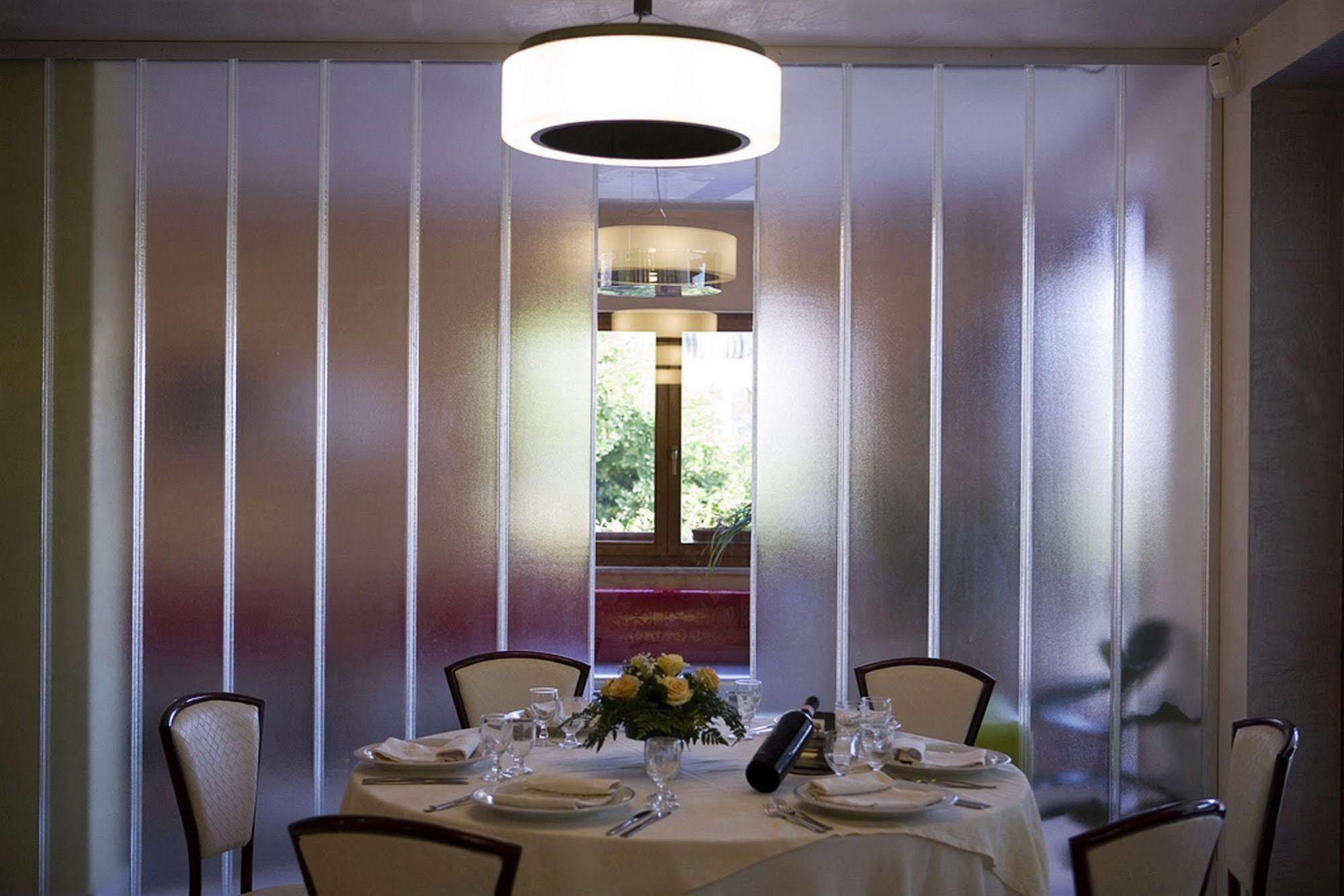 Hotel Ristorante Cavaliere Scario Exterior photo